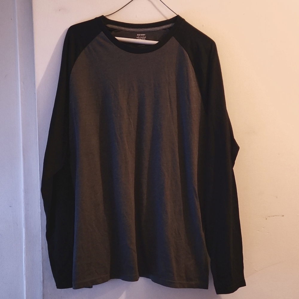 Old Navy Soft Washed Long Sleeve T-Shirt